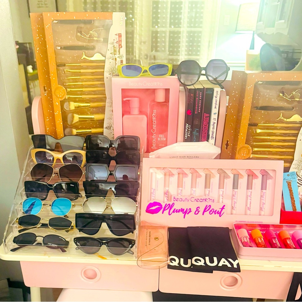 Unlisted Accessories & Misc.- Live Listing